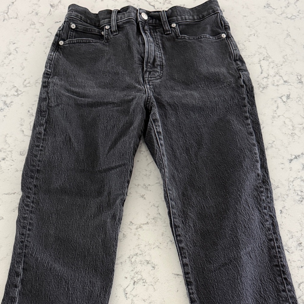 Madewell women's Dark Gray Straight Jeans size 27